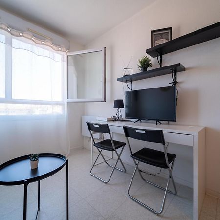 Fully Equipped Apartment St Charles Station Марсилия Екстериор снимка