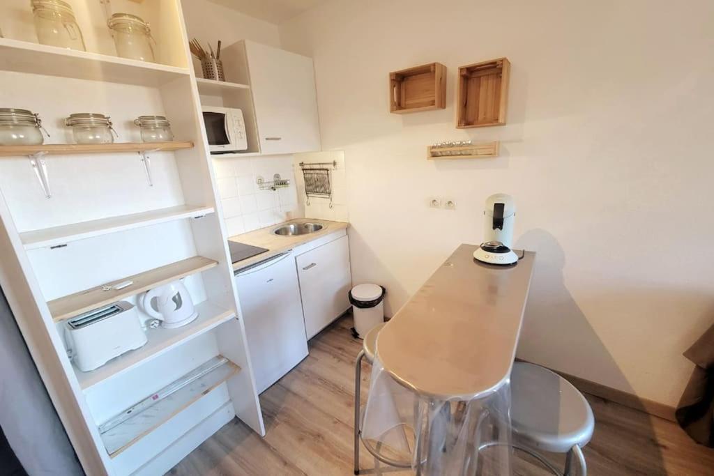 Fully Equipped Apartment St Charles Station Марсилия Екстериор снимка