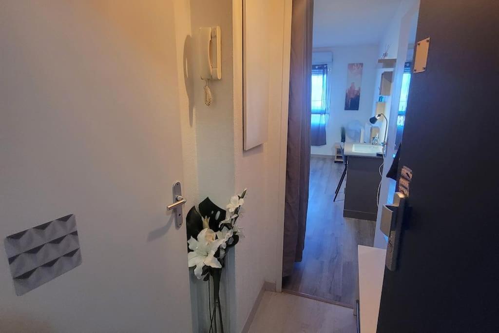 Fully Equipped Apartment St Charles Station Марсилия Екстериор снимка